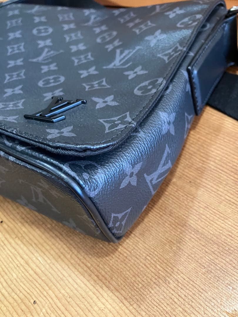 ルイ・ヴィトン ディストリクトPM ショルダーバッグ