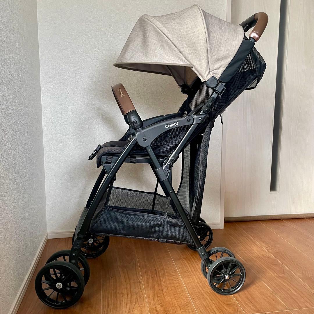 Combi ベビーカー Acbee plus AO B型