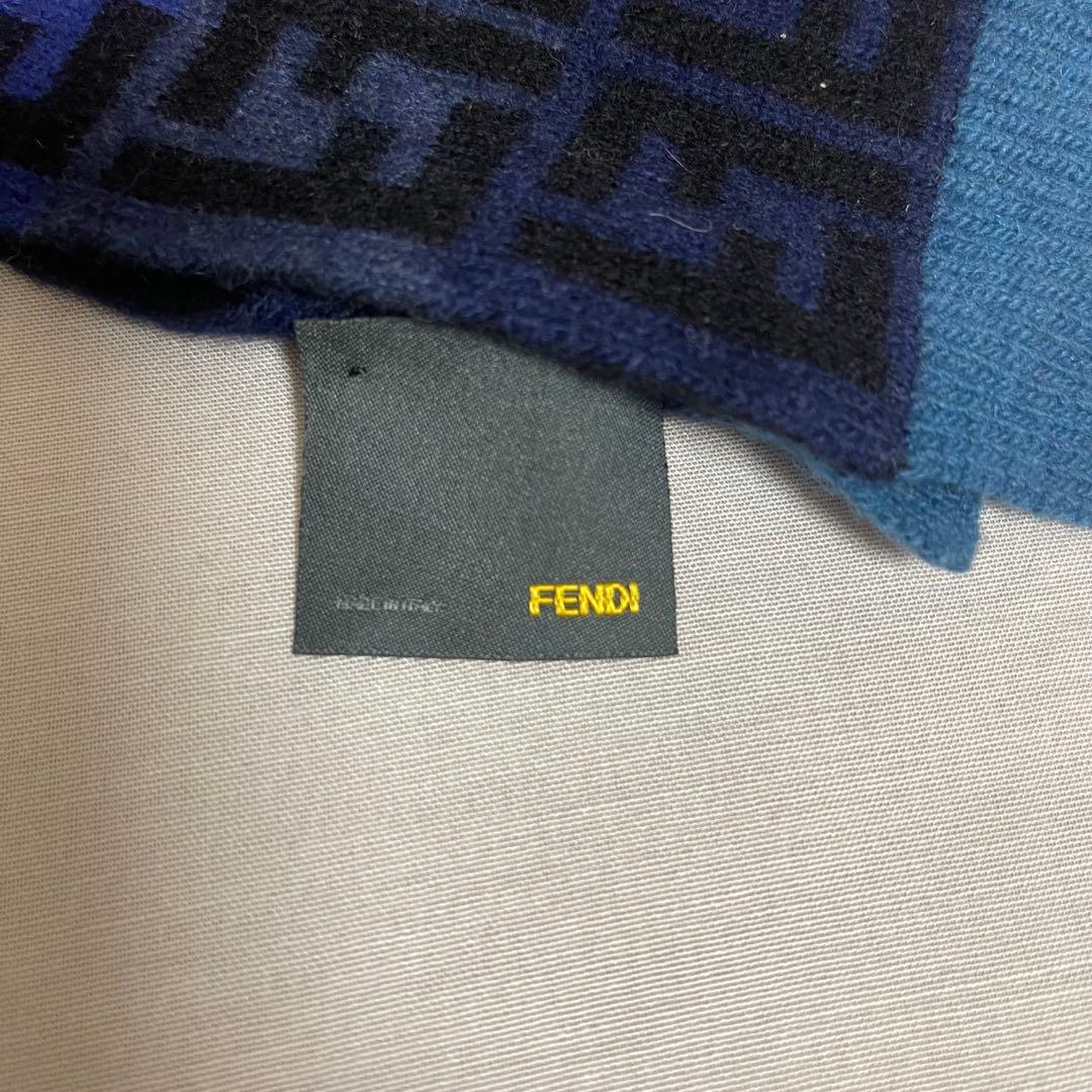 フェンディ　メンズ　マフラーと手袋 セット　ズッカ柄