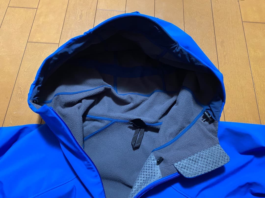 モンベル　パウダーシェッドパーカ　Men's　青　Lサイズ　ユーズド