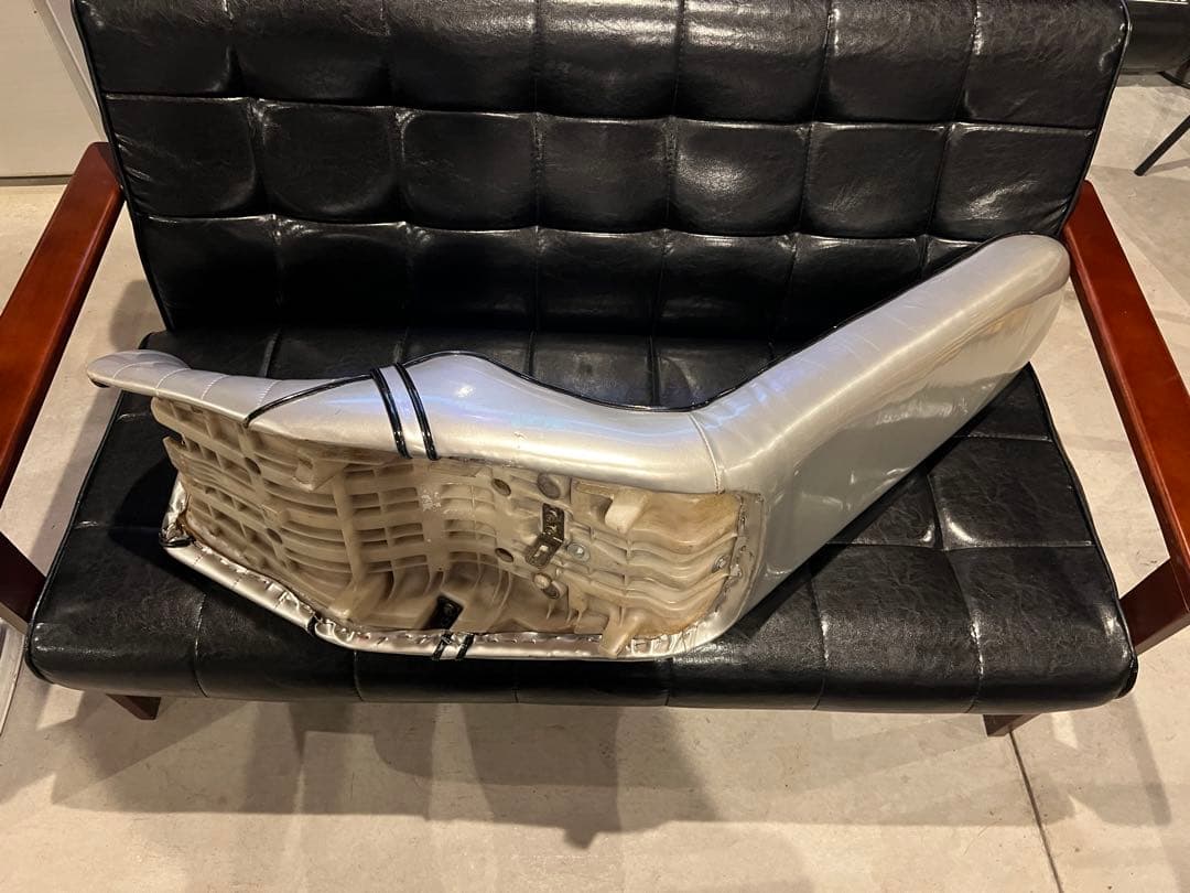 xjr400‼️4HM‼️美品三段シート‼️