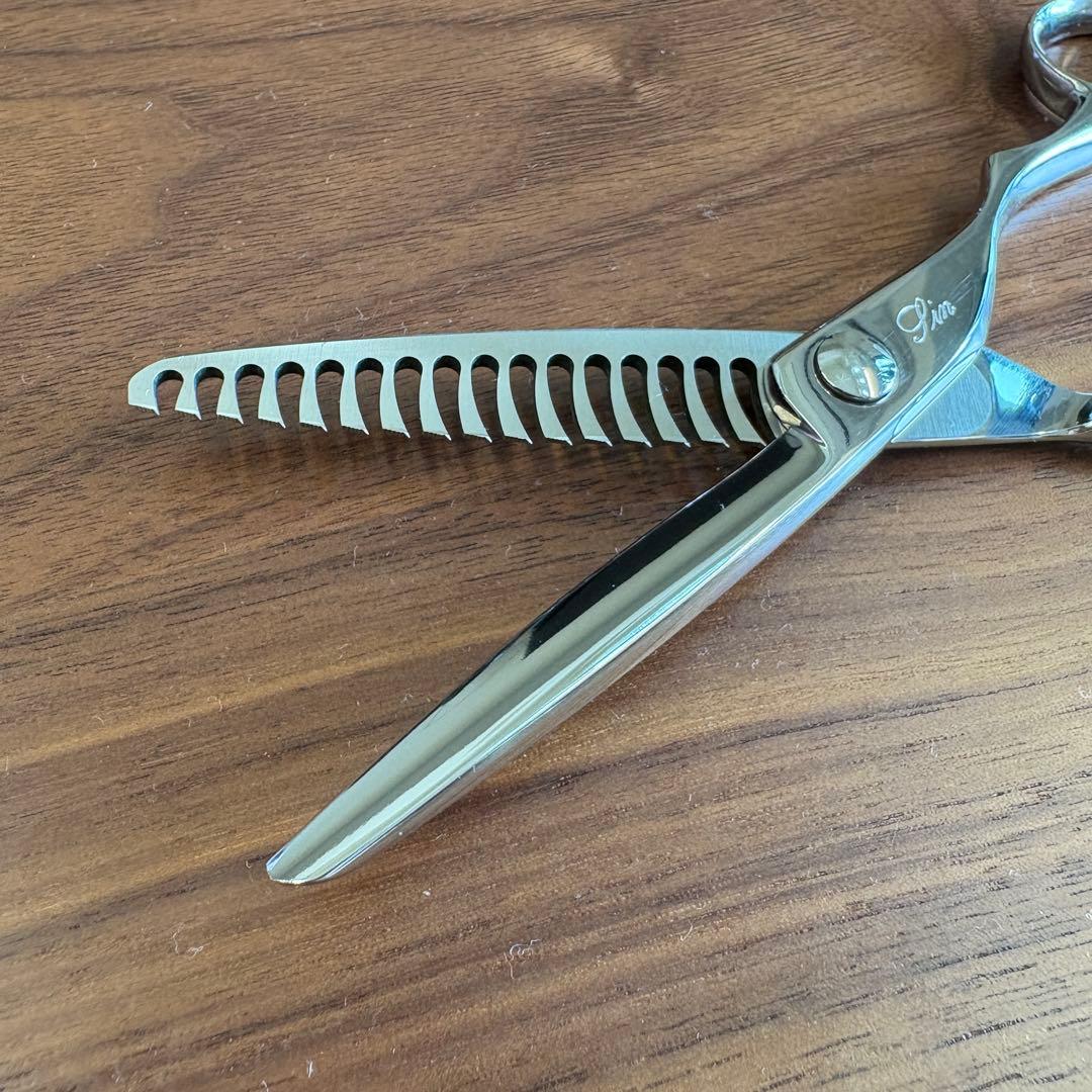 神田文一　sin 梳き鋏　セニングシザー　中古　美容師/理容師