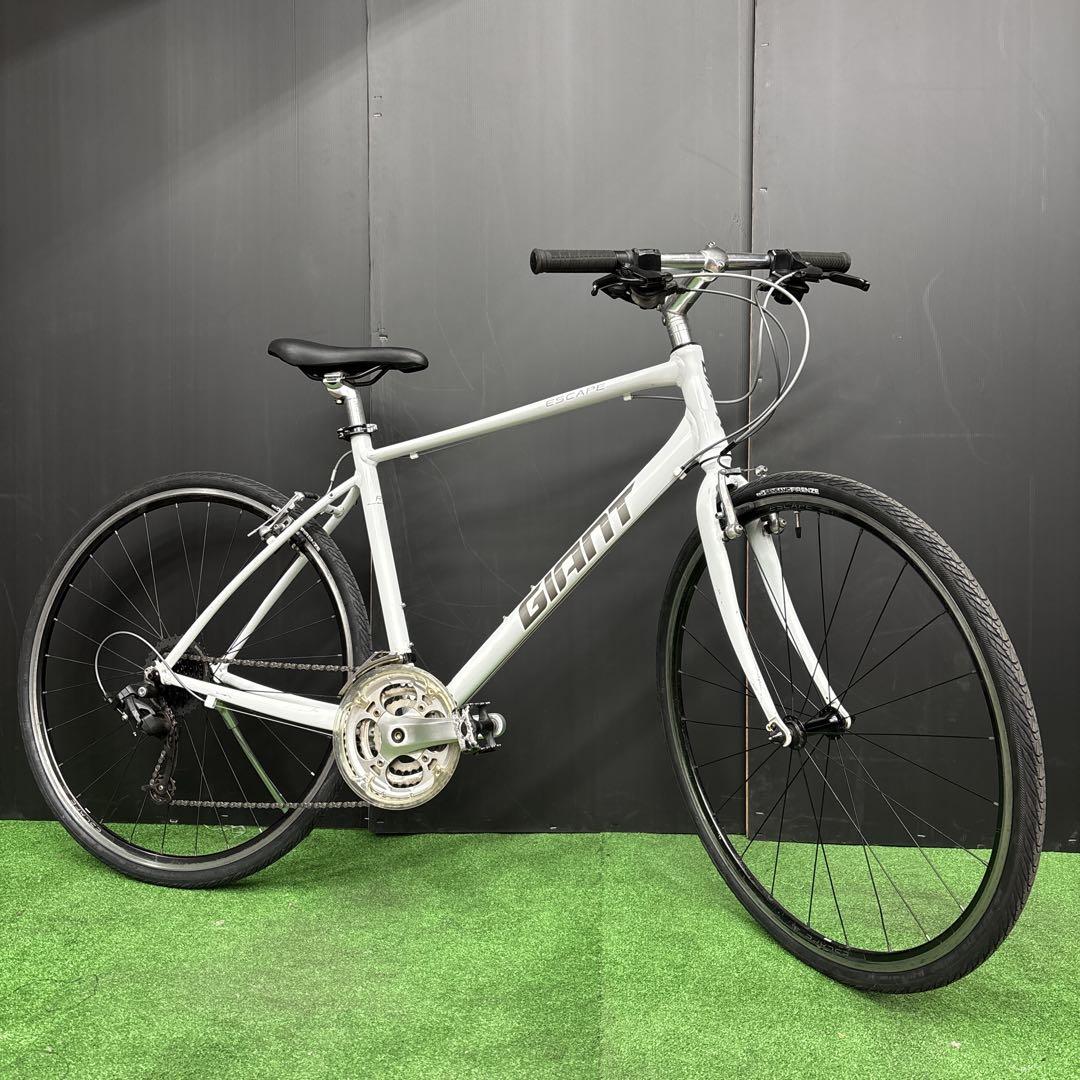 クロスバイク GIANT ESCAPE R3 ホワイト
