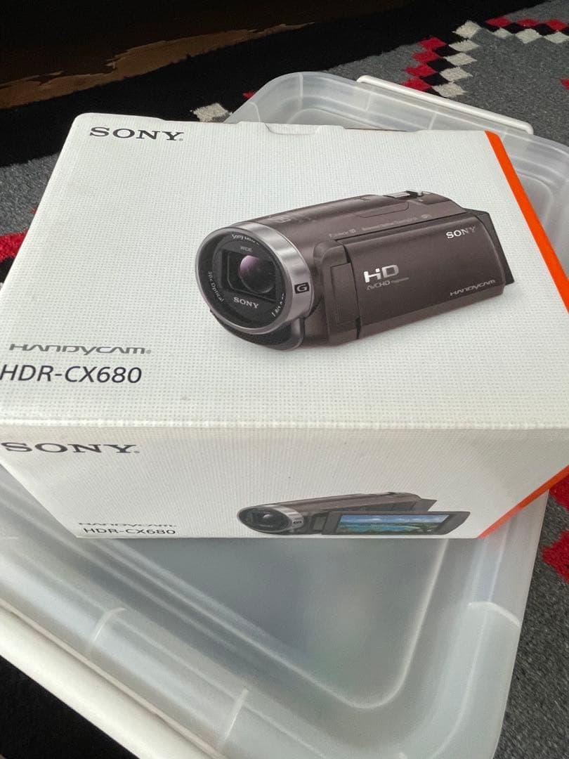 ソニー　Sony HDR-CX680 ビデオカメラ 本体➕大容量バッテリー付き