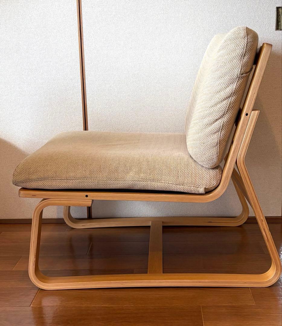 ③リビングでもダイニングでもつかえるソファチェア（モールドクッション仕様）オーク