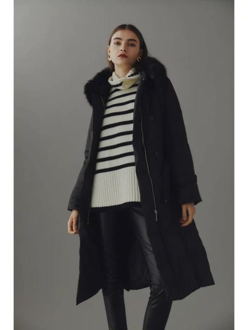 ファー付きダブルブレストロングダウンジャケット