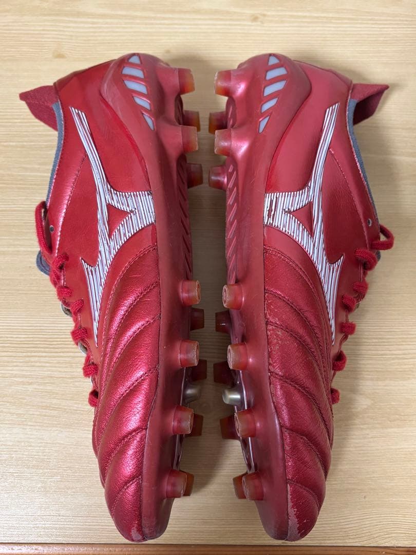 サッカースパイク　ミズノ　モレリアネオ３