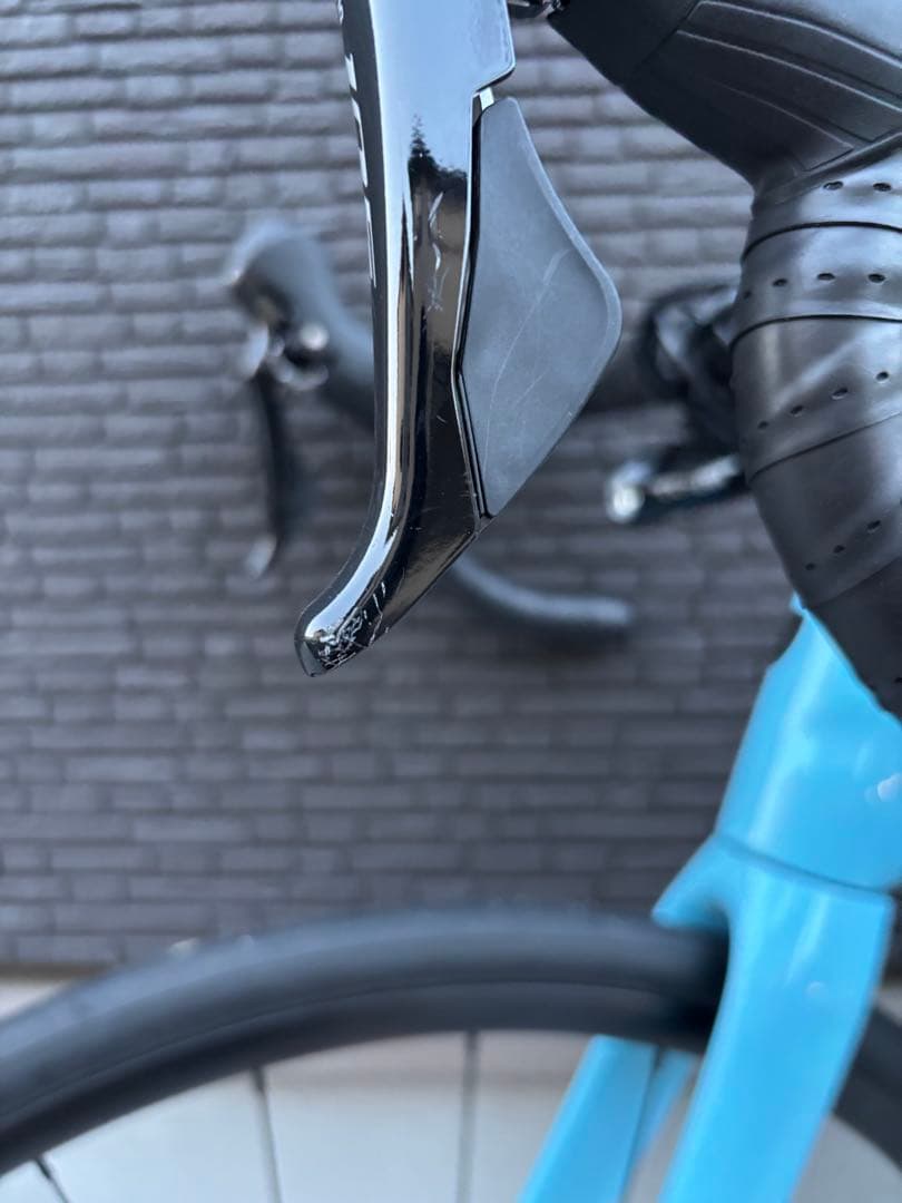 TREK モデル：emonda ALR5 2023 年式：2023年モデル