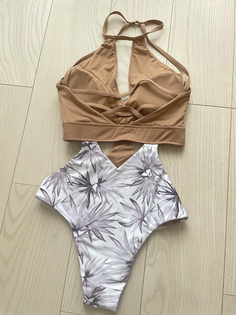お値下げ中＊即日完売商品 ⭐︎アリシアスタン水着