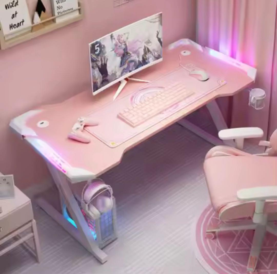 LEDライト付きゲーミングデスク　ピンク　光る　かわいい