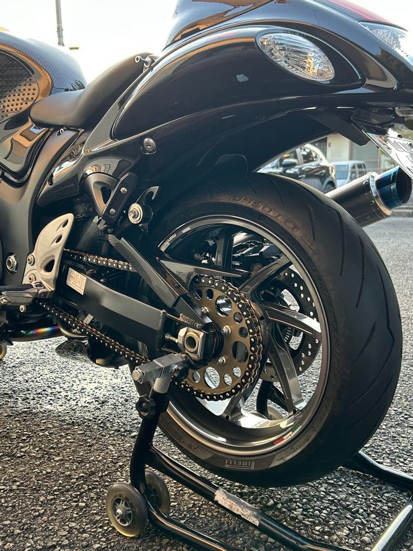 A-TECH GSX1300R隼 ドライカーボンリアフェンダー