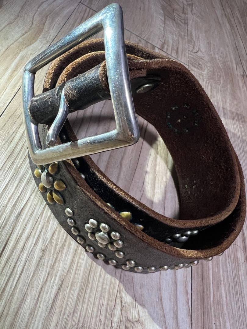 HTC フラワースタッズベルト 32インチ 約76〜約86センチ アメカジ