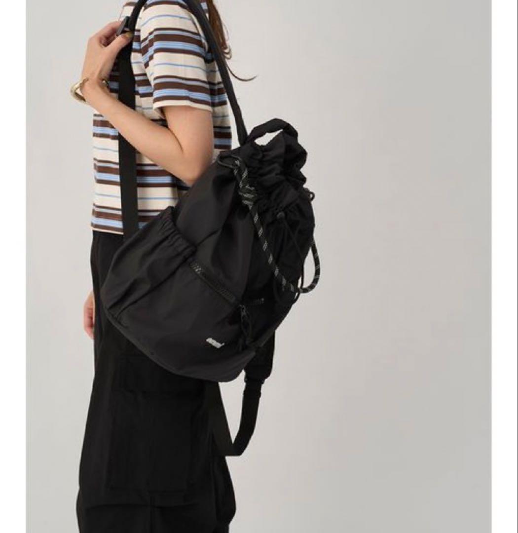 emmi ロゴマルチバックパック　3WAY ブラック　黒
