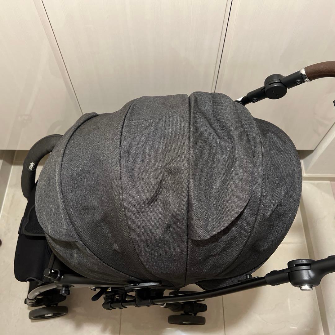 ベビーカーaprica アップリカ　ラクーナクッションフリープラス　最上位モデル