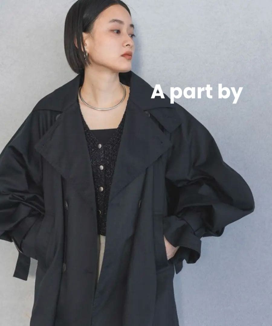 Apart by あいか企画　キャンディースリーブショートトレンチコート　M