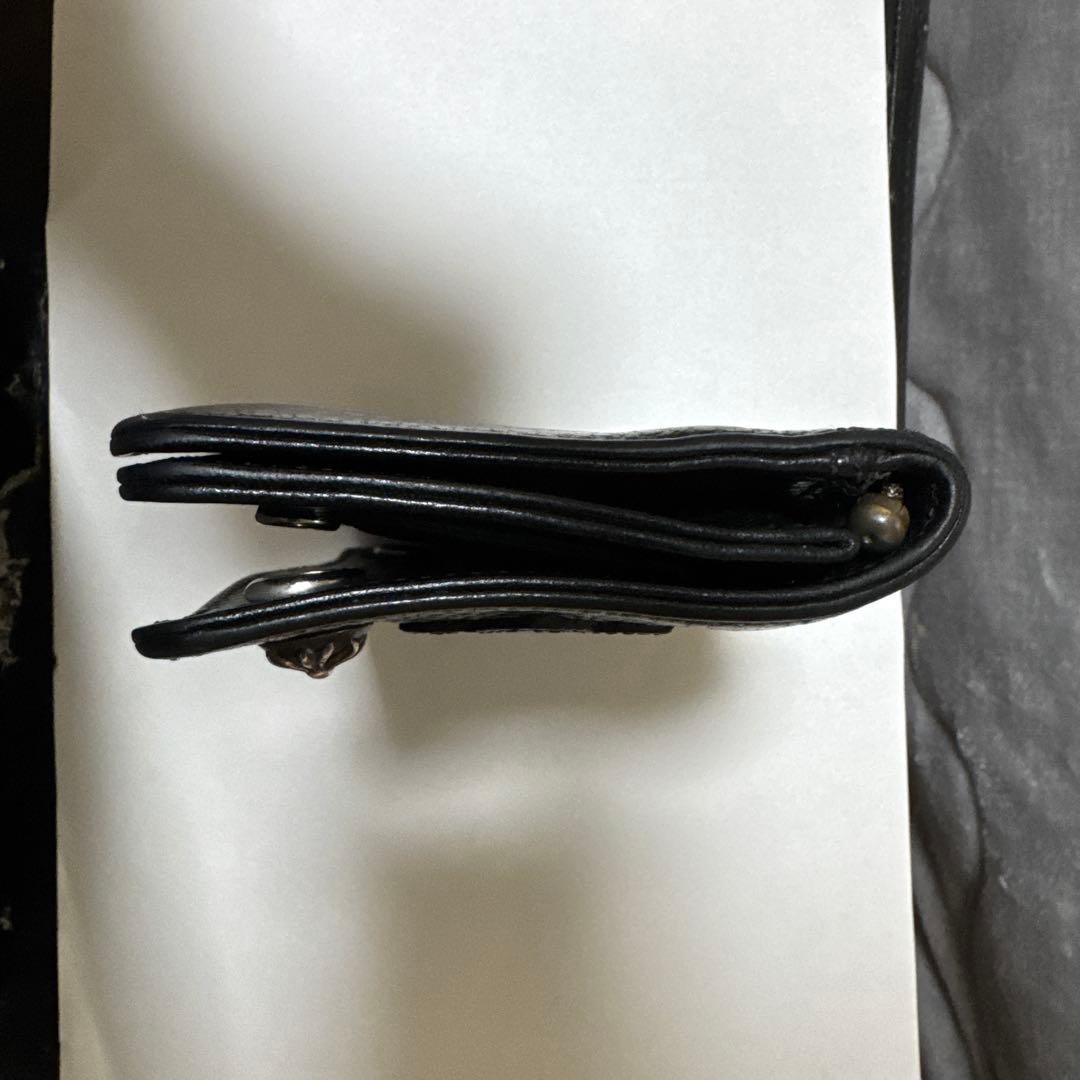 クロムハーツワンジップの財布です。