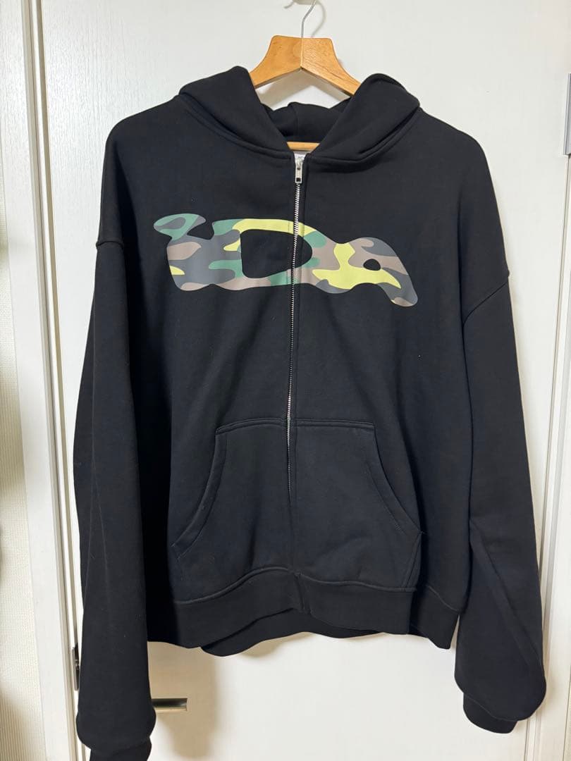 future archive ida sply パーカー