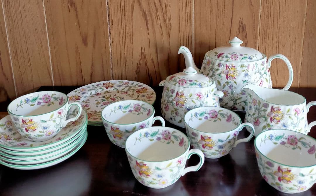 ミントン　ハドンホールシリーズ　ティーポット　カップ＆ソーサー他　15点セット