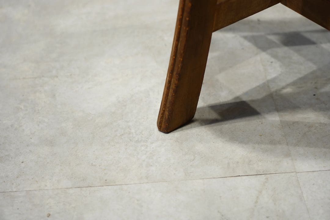 スツール　Japan vintage 古木　アンティーク　木製　レトロ　丸椅子