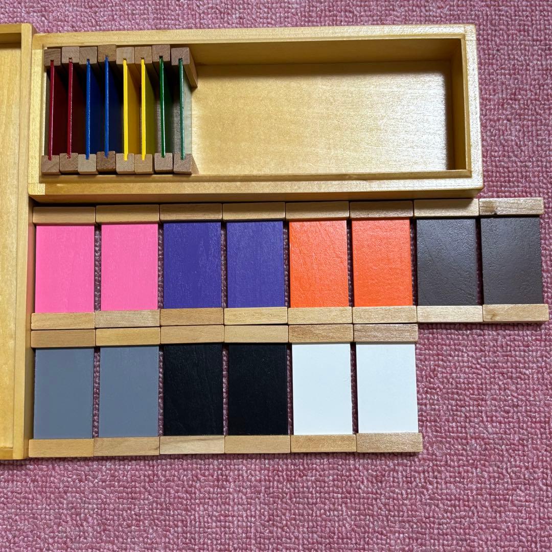 モンテッソーリ 感覚教具まとめ売り　雑音筒　触覚板1&2 色板第二&第三の箱