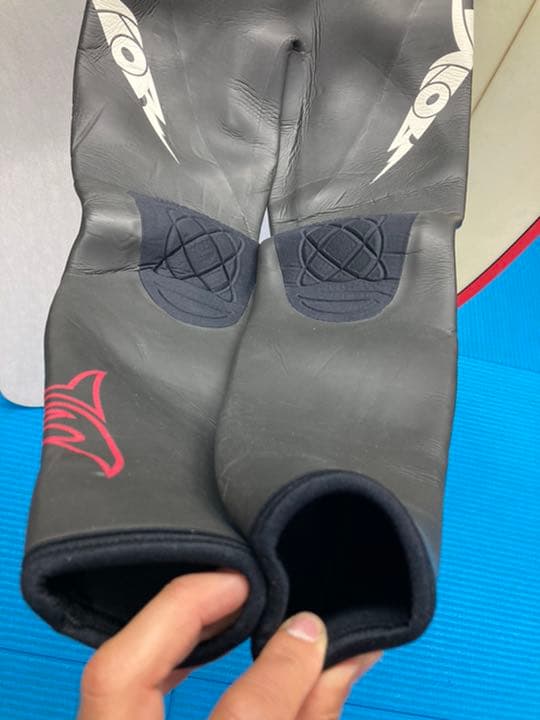 レディースXS キッズL 未使用保管品 SAVIOR ワールドダイブ フルスーツ