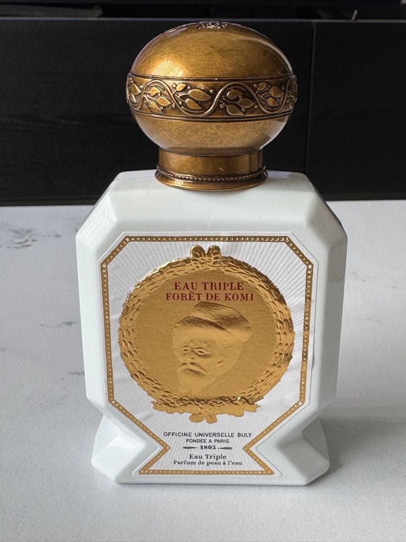 オー・トリプル　フォレ・ドゥ・コミ