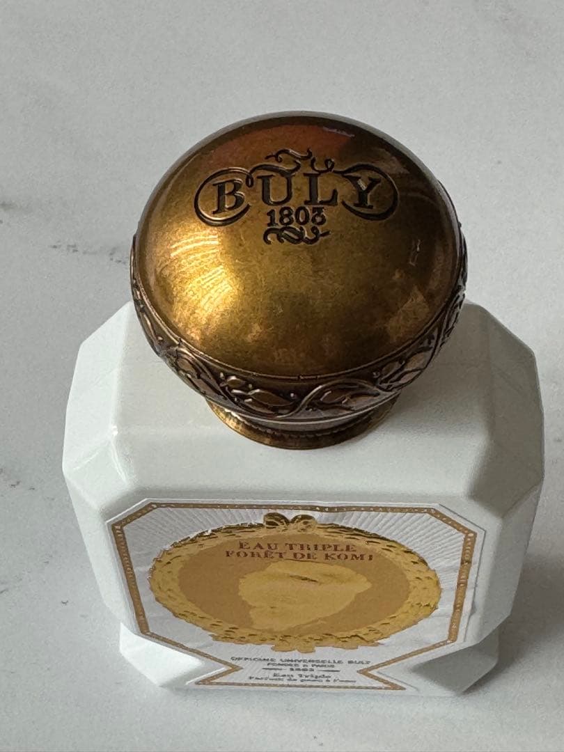 オー・トリプル　フォレ・ドゥ・コミ