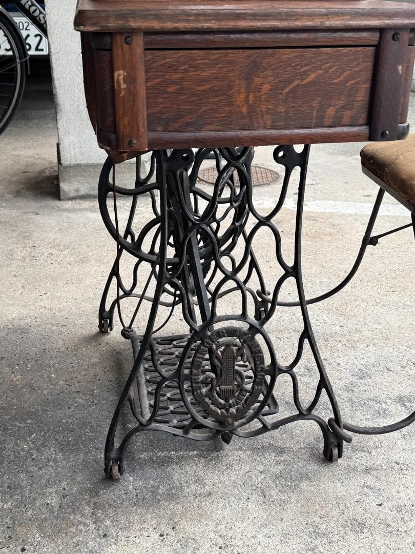 ◆超希少◆シンガーミシン専用チェア付　アンティーク　ミシンなし　作業台　テーブル