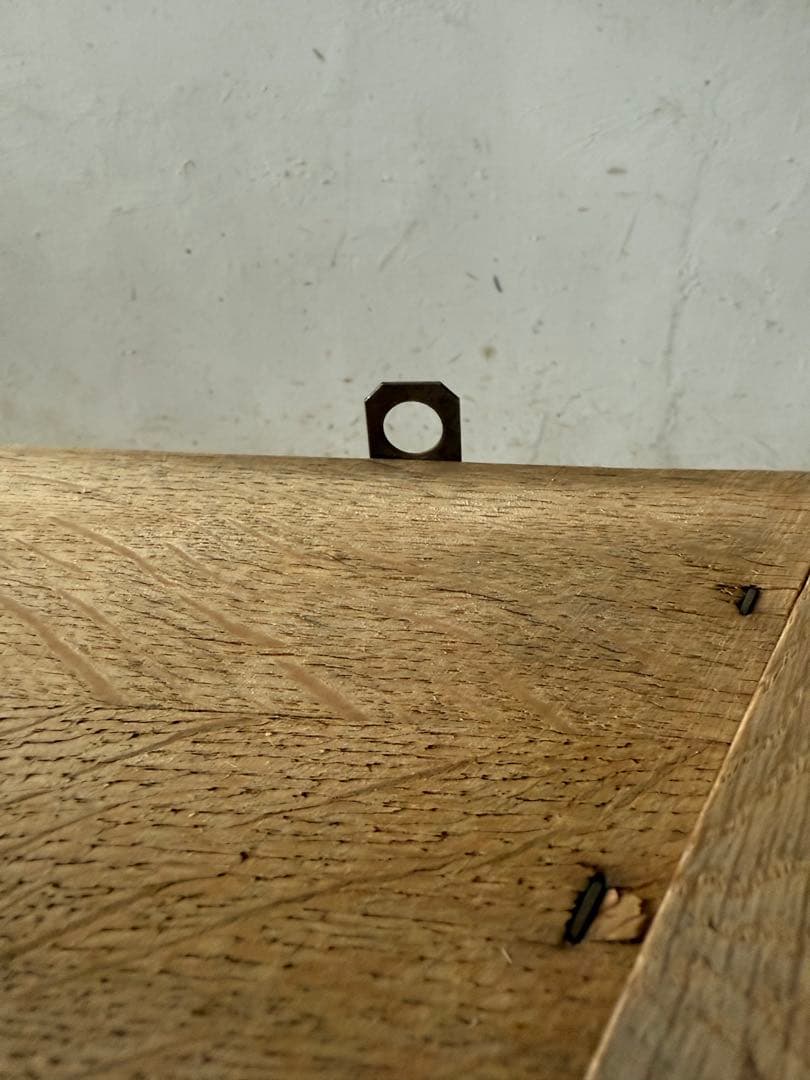 ビンテージ ウォールガラスキャビネット 剥離