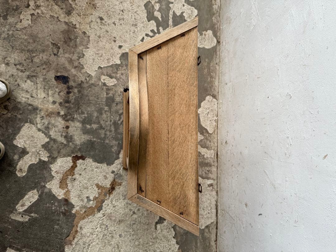 ビンテージ ウォールガラスキャビネット 剥離