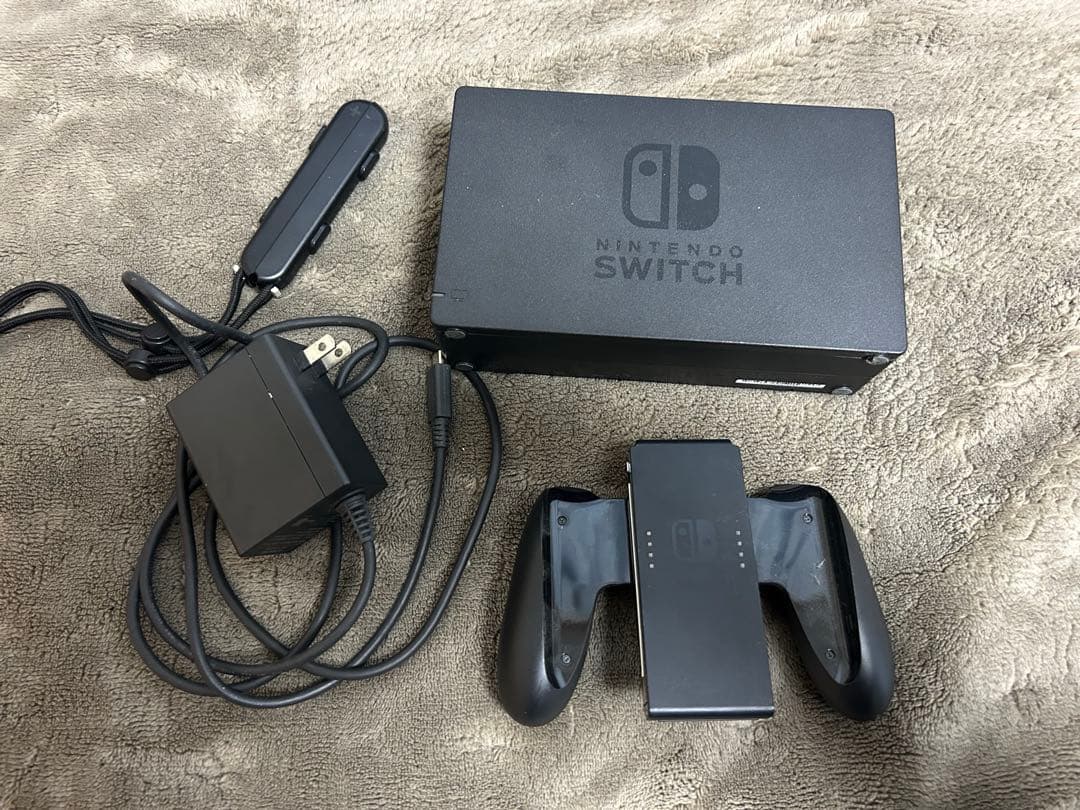Nintendo Switch ニンテンドースイッチ　本体 ケース付き