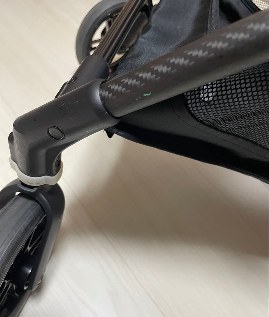 美品 人気モデル cybex サイベックス メリオカーボン モニュメントグレー