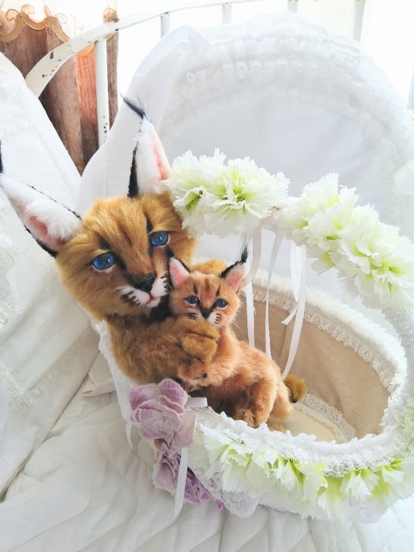 ラピ様オーダー♡カラカル親子♡ママとベビー♡かご♡アートドール♡ぬいぐるみ♡