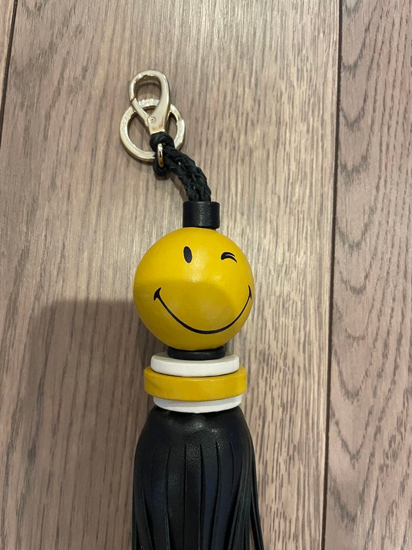 アニヤ ハインドマーチ　バッグチャーム　黒