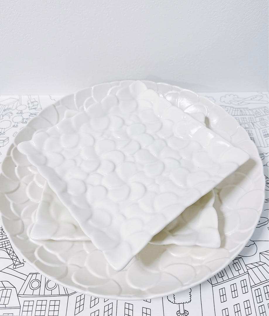 【新品】3枚セットジェンガラケラミック フランジパニ 丸大×1 中皿×2枚セット