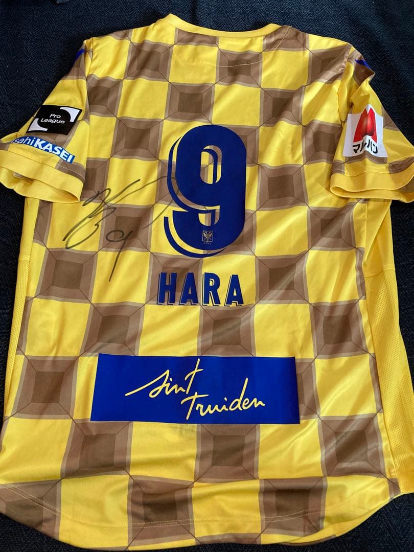 サッカー ユニフォーム シントトロイデン