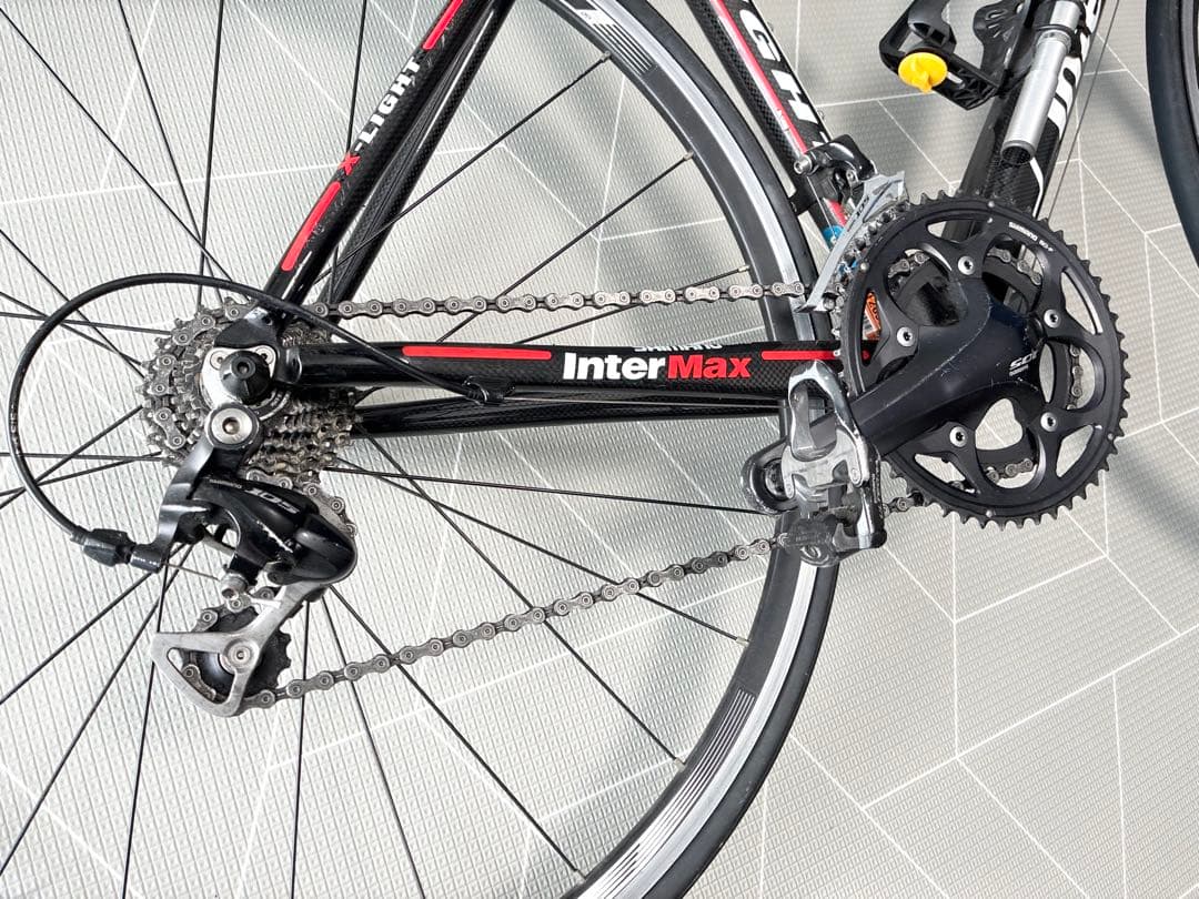 InterMax ロードバイク カーボンフレーム　黒/赤
