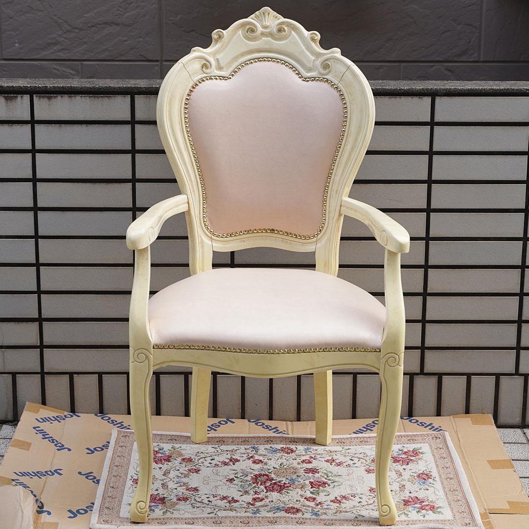 引き取り限定☆サルタレッリヴェルサイユ　アーム付きダイニングチェア　合皮レザー1