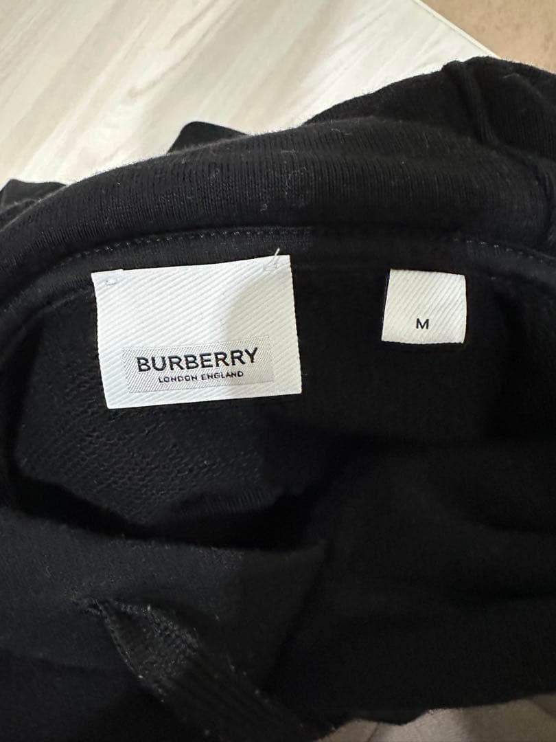 BURBERRY パーカー