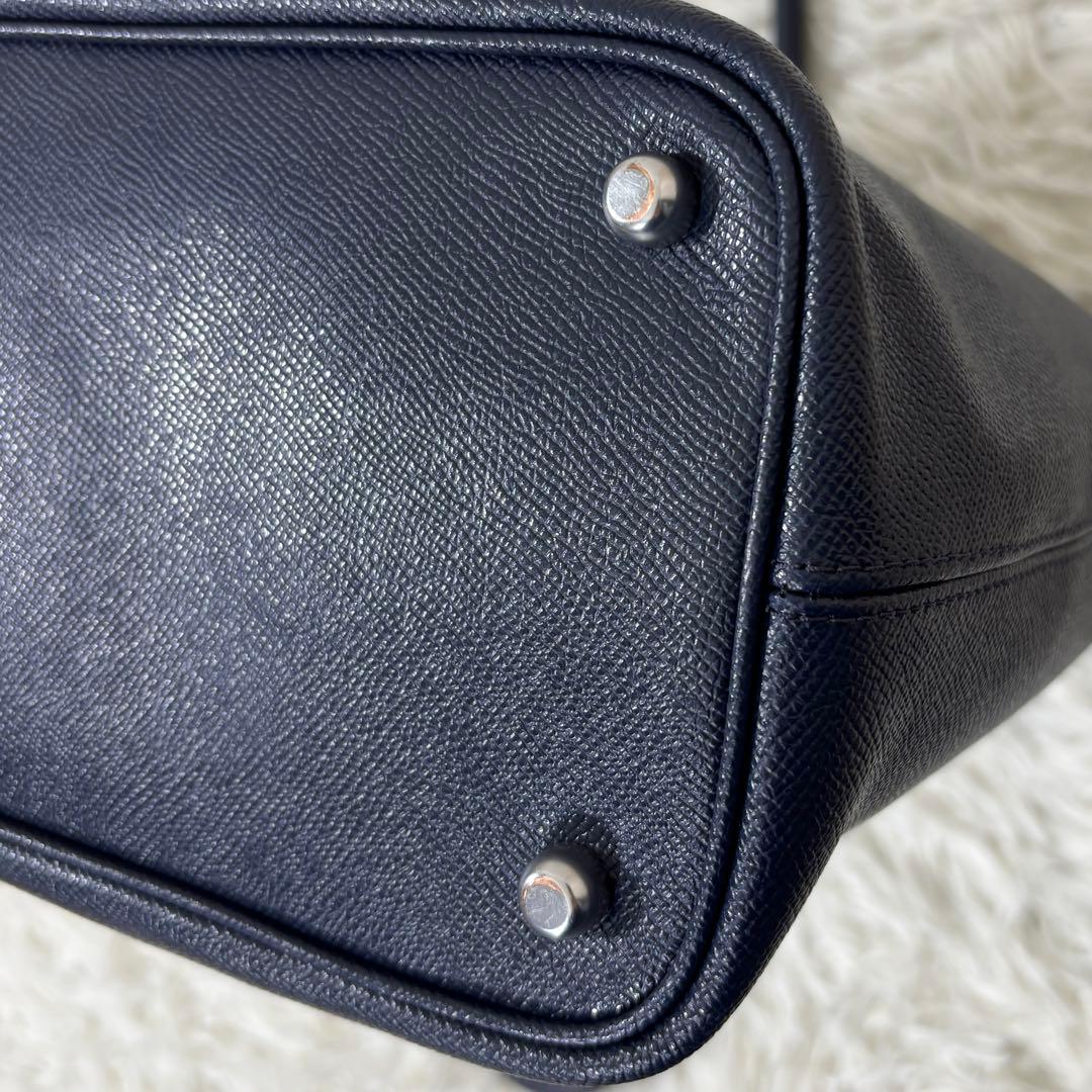 【美品】 COACH ベケット サファイアーノレザー トートバッグ ネイビー