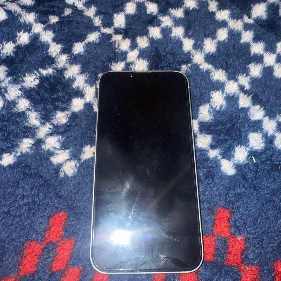 Apple iPhone 14ホワイト SIMフリー　裏面ひび割れあり