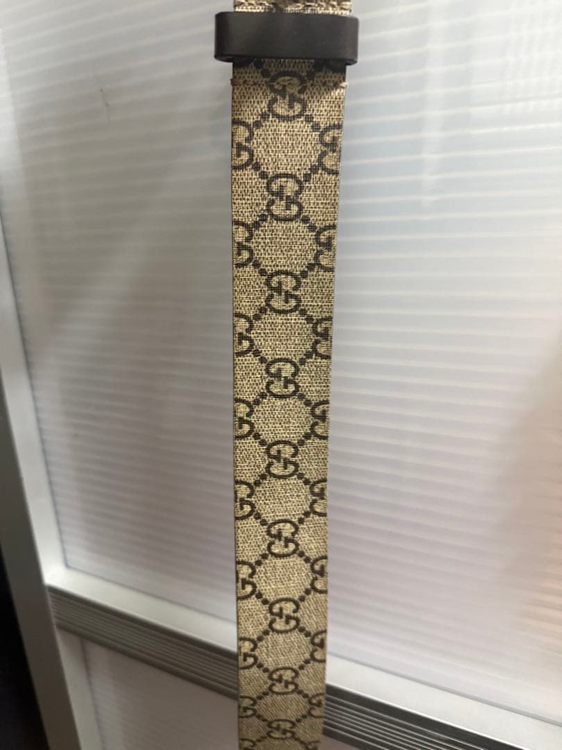 グッチ スネークプリントGGベルト ベージュ