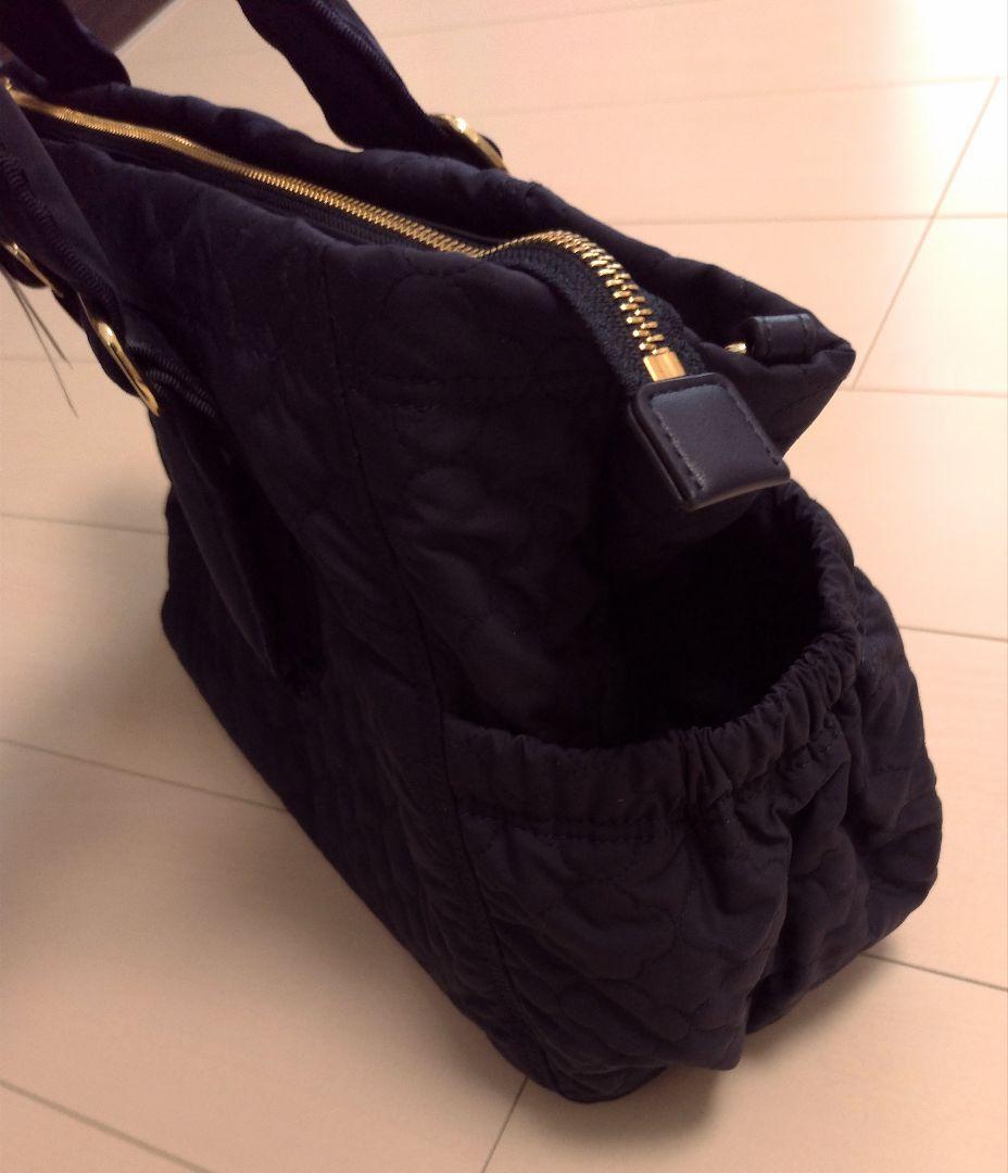【新品】TOCCA トッカのクローバーキルトマザーズバッグ　ネイビー