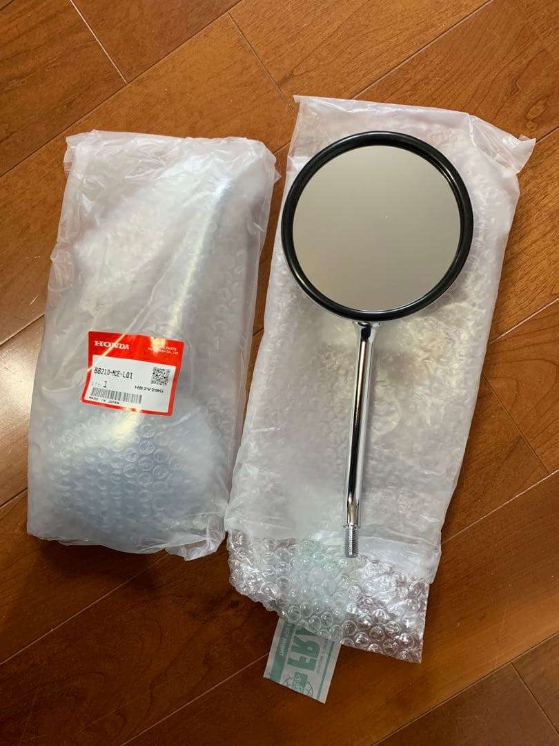 CB400SS用　バックミラー 88210-MCE-L01 （新品）