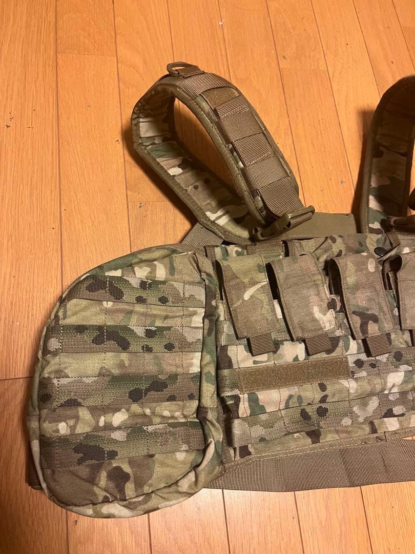 タスマニアンタイガーマルチカモ チェストリグ サバゲー