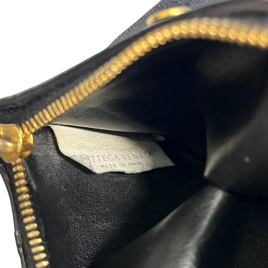 希少✨ボッテガヴェネタ 二つ折り財布 マキシ イントレチャート レザー 黒
