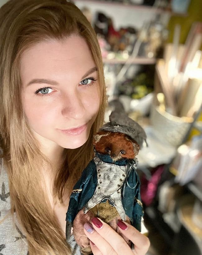 ナタリー　イサエバ製作　不思議な狐