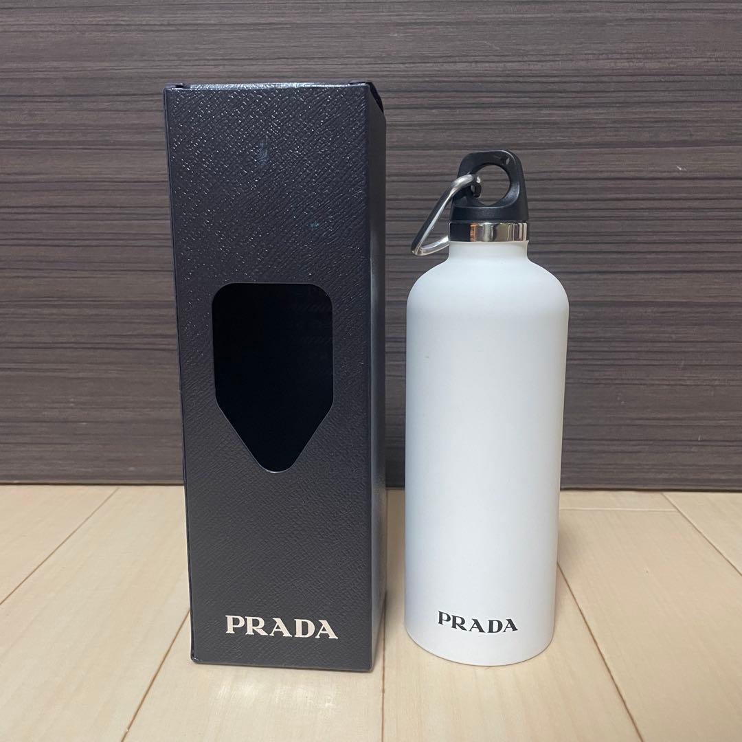 【✨完売品✨】PRADA プラダ ステンレスタンブラー ホワイト　水筒
