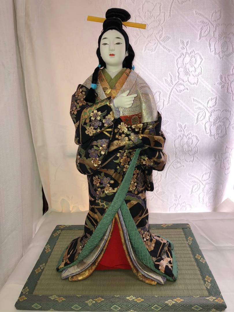 嵯峨野　　木目込人形