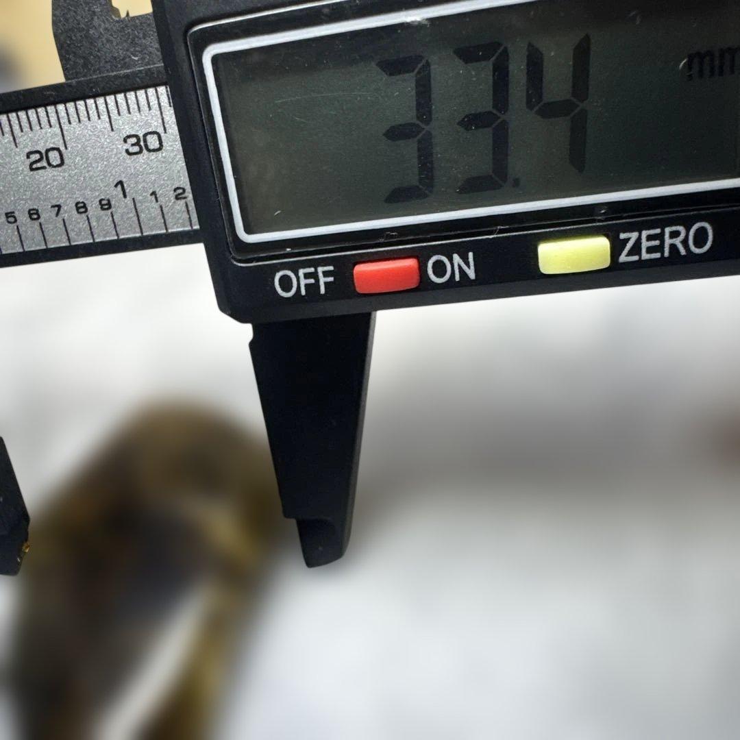 【極上品】太陽放射ルチルクォーツ 原石 ポイント 高透明 黄金針